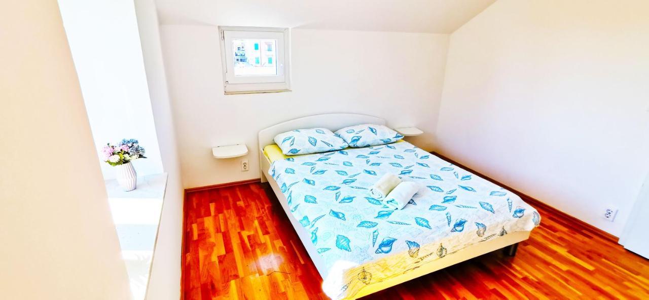 Apartment Pirja Split Eksteriør bilde